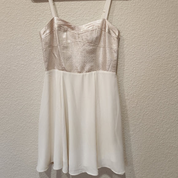 New EXPRESS Flowy Skater/Cocktail Dress - Picture 7 of 13